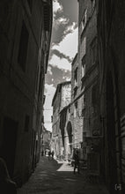 Load image into Gallery viewer, An Alleyway